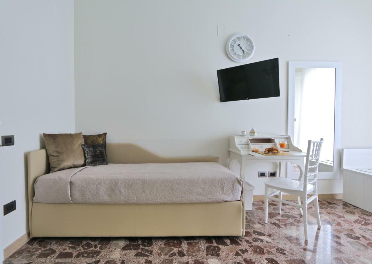 Solidea Bnb Salerno Luaran gambar