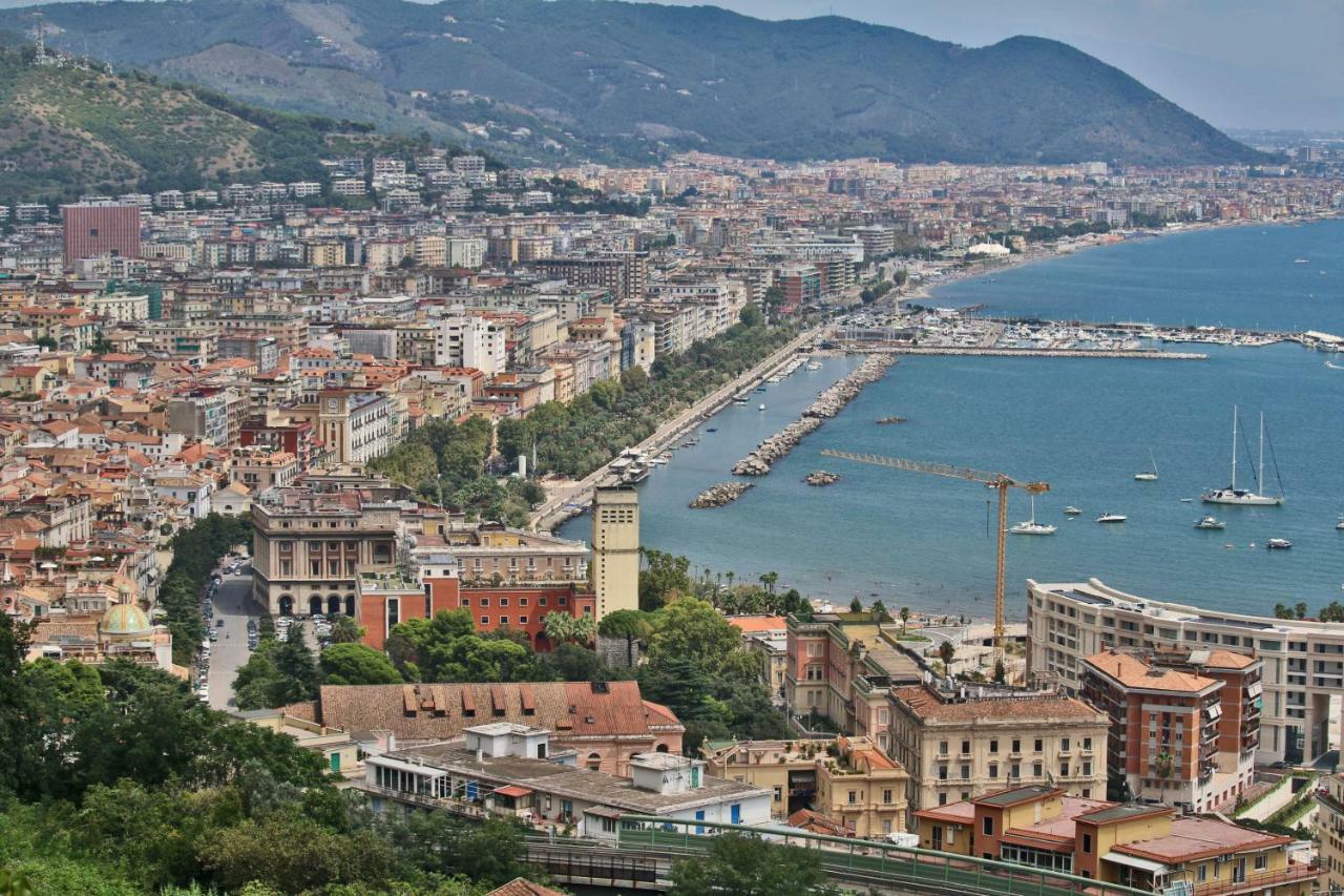 Solidea Bnb Salerno Luaran gambar