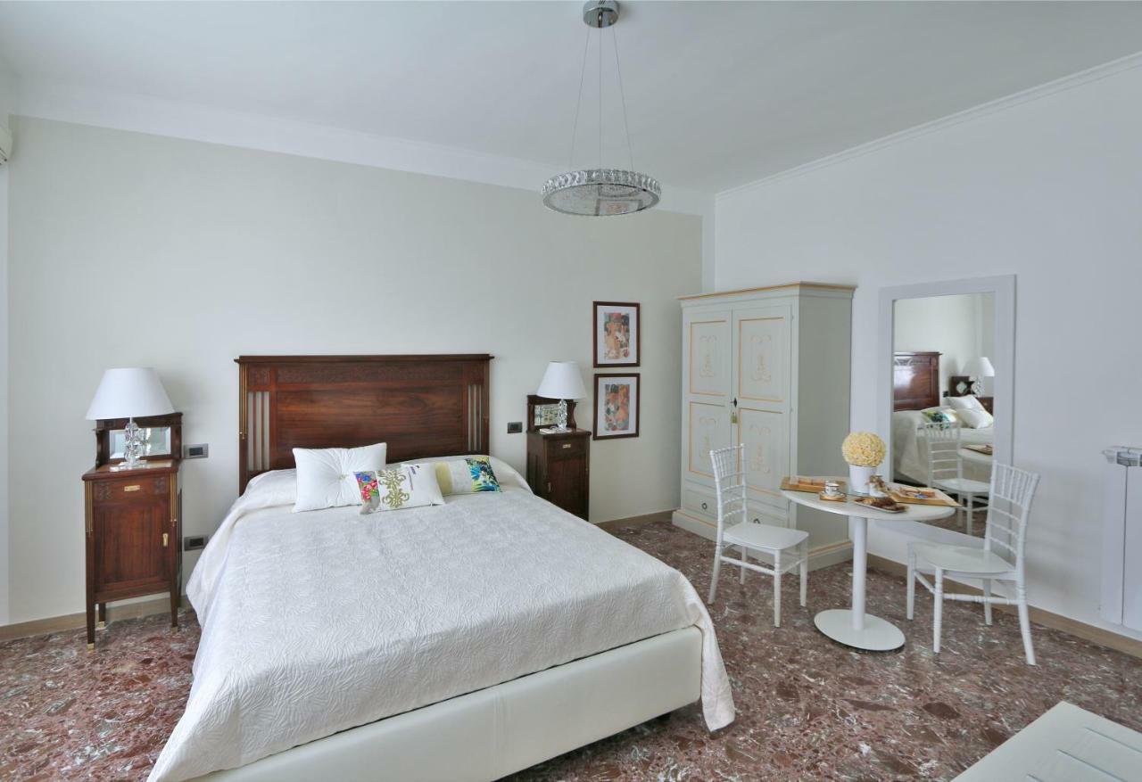 Solidea Bnb Salerno Luaran gambar